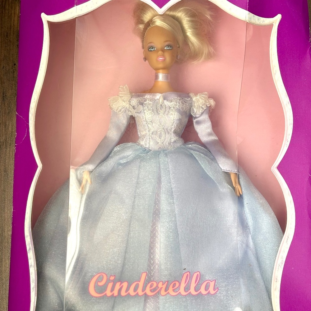 NEW 2001 Disney CINDERELLA Fashion Barbie Style Doll 11 1/2" Jakks Pacific